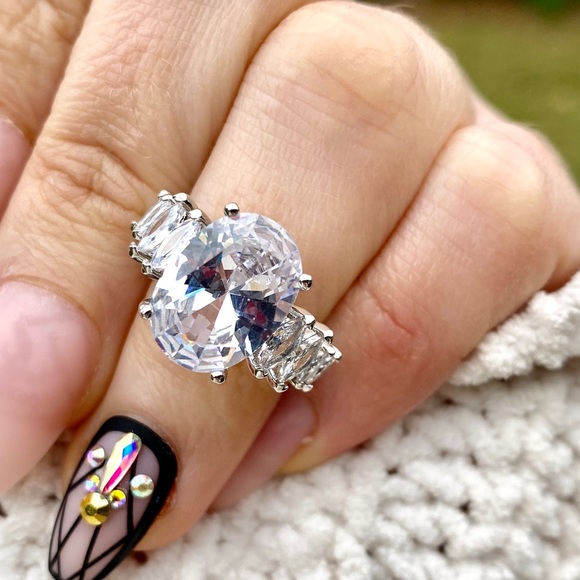 NEW Gorgeous 925 Sterling Silver Ring - Picture 7 of 9